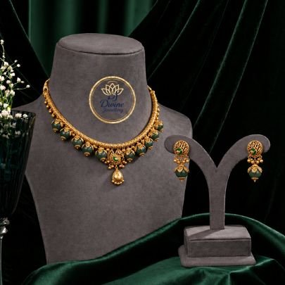 Antique Green Bead Choker Necklace Set with Drop Pendant – 92.5 Silver Gold Plated