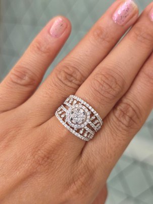 Celestia Royale Triple-Band Diamond Style Ring