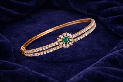 Classic Emerald Halo Bracelet in 92.5 Silver with Gold Plating