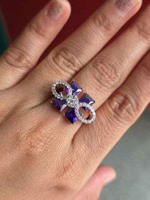 DIVINE “Amethyst Éclat” Couture Ring – Geometric Purple Crystal Statement Ring in Gold Finish