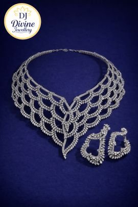 DIVINE Luxury Diamond-Style Bridal Necklace Set – Statement Layered Designer Choker with Matching Earrings