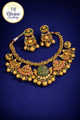 DIVINE Traditional Temple Style Gold-Tone Necklace Set with Green Meenakari & Antique Bead Detailing – Bridal Ethnic Jewellery