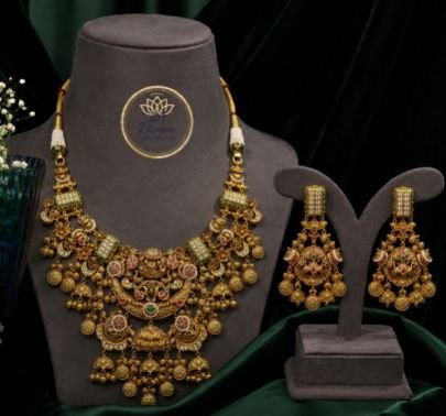 Divine Antique Gold Plated Bridal Necklace Set with Matching Earrings | Traditional Temple Jewellery