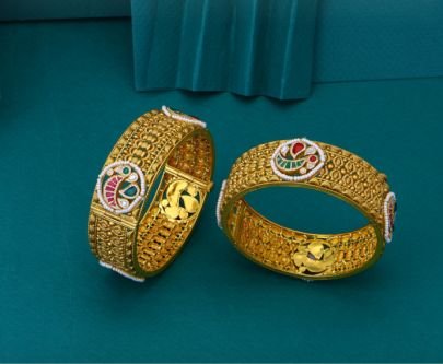 Divine Jewellery 92.5 Silver Gold Plated Temple Bangle Set, Antique Peacock Floral Kada Pair with Kundan Detailing