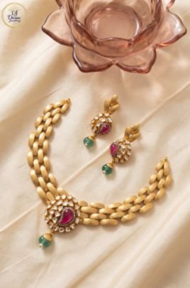 Divine Jewellery Antique Ruby Kundan Designer Collar Necklace Set