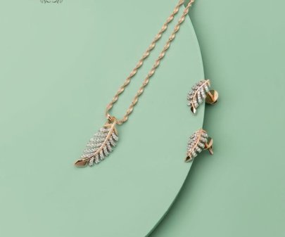 Divine Jewellery Elegant Crystal Leaf Designer Pendant Necklace Set