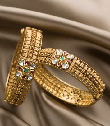 Divine Jewellery Rajnidhi Antique Floral Kundan Gold-Plated Bangle Pair