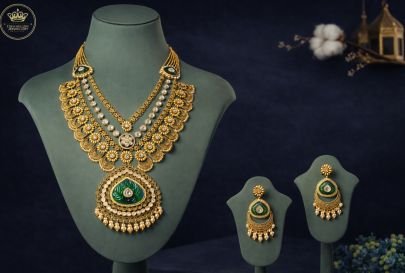 Divine Jewellery Royal Kundan Bridal Necklace Set with Emerald Pendant and Pearl Drops