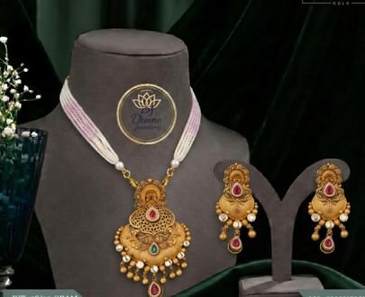 Divine Jewellery Traditional Pearl Mala Antique Pendant Necklace Set with Designer Earrings for Women