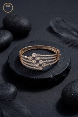 Divine Jewellery Twisted Infinity Diamond-Style Rose Gold Bracelet