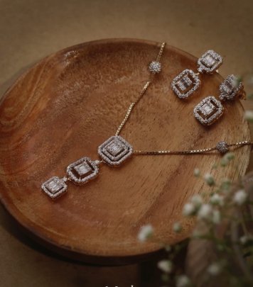 Elegant Diamond Style Adjustable Bracelet with Earrings – 92.5 Silver White Gold Plated Minimal Jewellery Set | Divine Jewellery