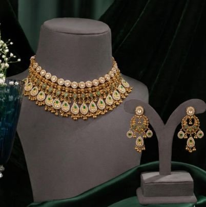 Elegant Pearl & Green Stone Temple Style Choker Necklace Set with Kundan Detailing – 92.5 Silver Gold Plated Bridal Jewellery | Divine Jewellery