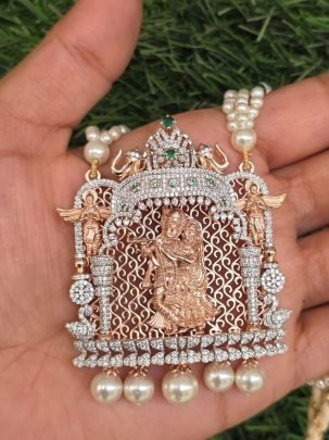 Luxury Radha Krishna Temple Pearl Necklace Set with Matching Earrings – Rose Gold Finish Traditional Jewelry