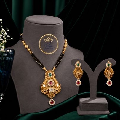 Mangalsutra Style Temple Pendant Necklace Set with Earrings in 92.5 Silver Gold Plated | Black Beads Traditional Jewellery – Divine Jewellery