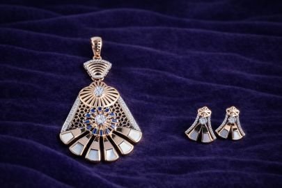 Modern Rose Gold Geometric Pendant Set with Blue & Crystal Accents – 92.5 Silver Rose Gold Plated Jewellery