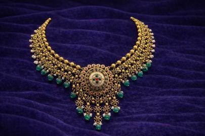 Royal Antique Kundan Necklace with Green Bead Drops – 92.5 Silver Gold Plated Traditional Jewellery