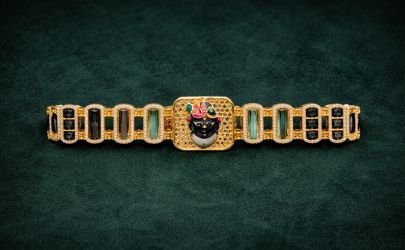 Shreenathji Designer Bracelet in 92.5 Silver Gold Plated with Stone Detailing – Divine Jewellery