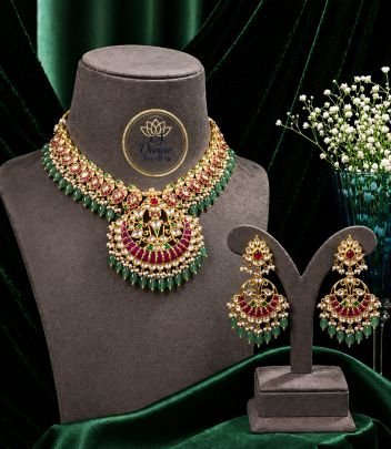 Traditional Kundan Choker Necklace Set with Antique Pendant & Green Drops – 92.5 Silver Gold Plated