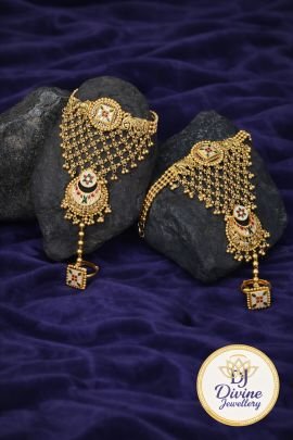 Traditional Kundan Hathphool (Hand Harness) with Chain Tassels & Ring – 92.5 Silver Gold Plated