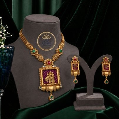 Traditional Radha Krishna Square Pendant Necklace Set with Earrings in 92.5 Silver Gold Plated | Temple Bridal Jewellery – Divine Jewellery
