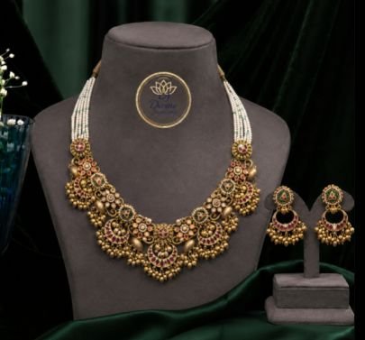 Traditional Temple Jewellery Necklace Set with Pearl Chain & Earrings