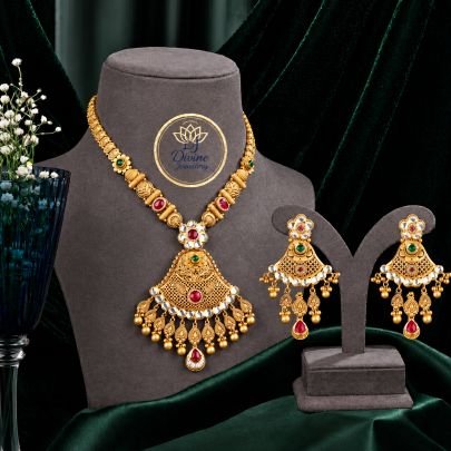 Traditional Temple Style Necklace Set with Earrings in 92.5 Silver Gold Plated | Kundan Pearl Bridal Jewellery Set – Divine Jewellery